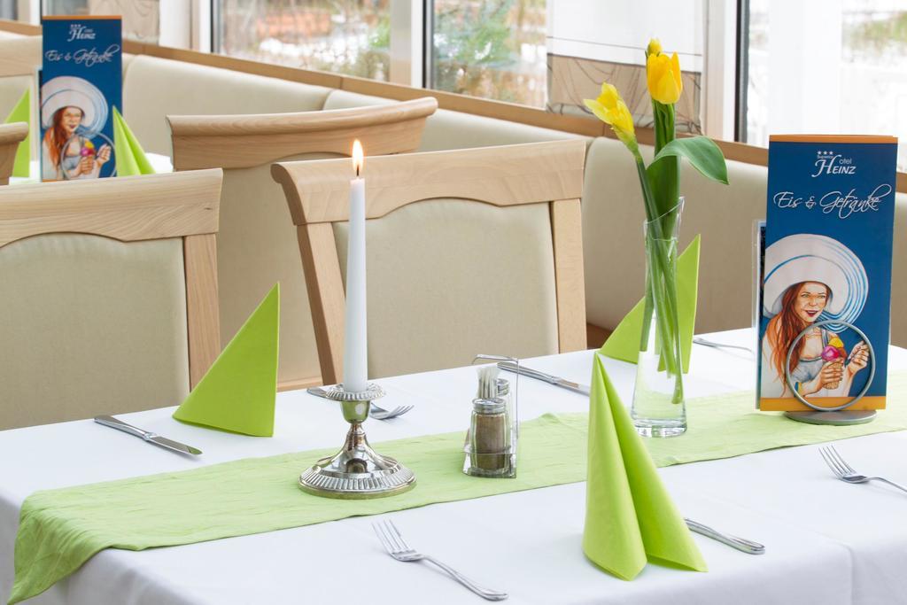 Hotel Heinz Plauen Ngoại thất bức ảnh