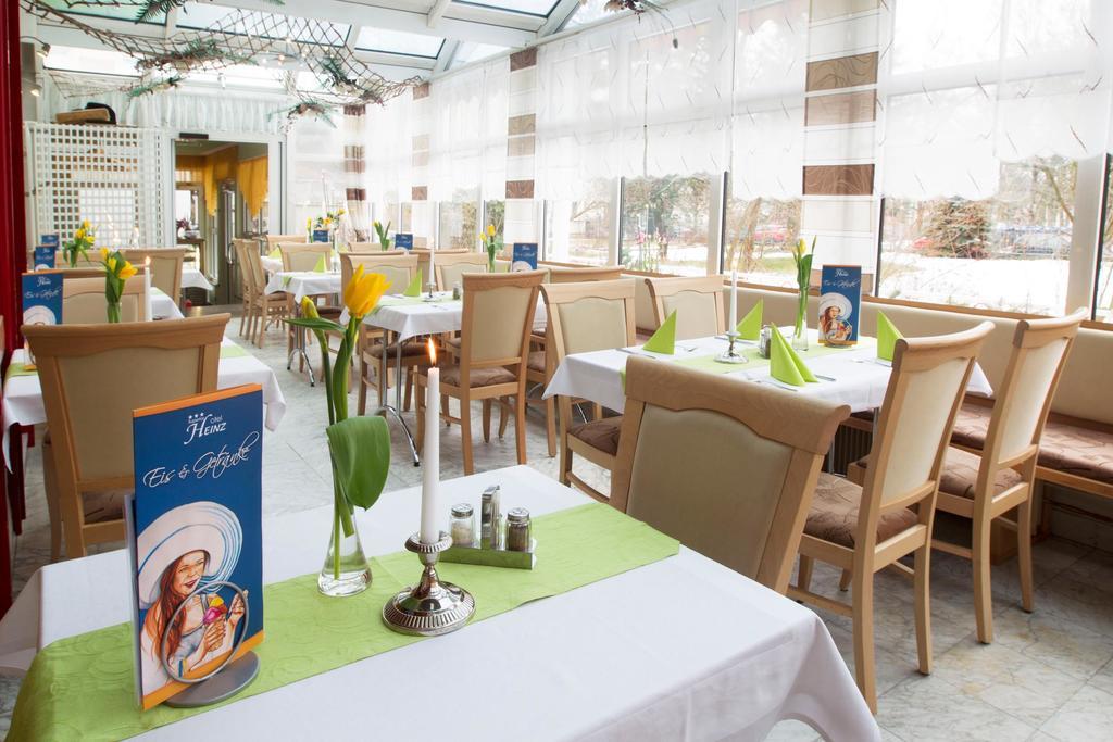 Hotel Heinz Plauen Ngoại thất bức ảnh